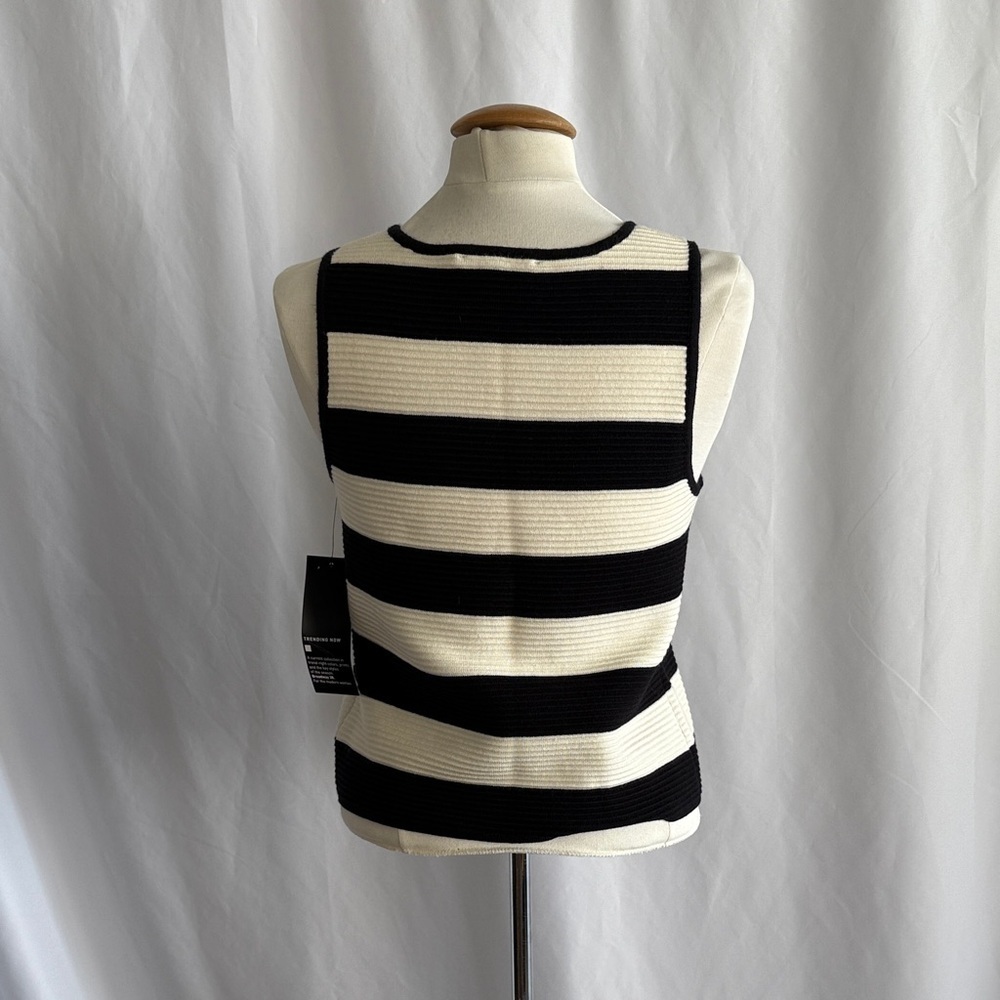 Broadway 38 Black and White Striped Tank Top / size L /NWT - Picture 2 of 8
